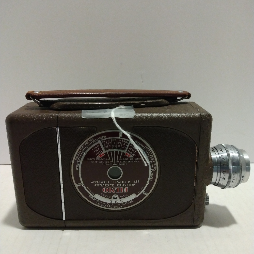 Vtg Bell and Howell video camera. 16 mm FILMO Auto Load. 1940s. - Picture 5 of 5